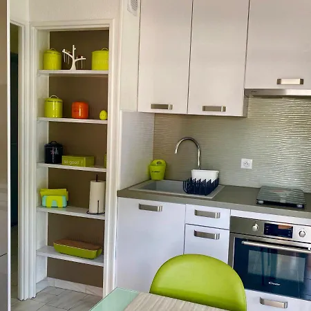 Le Sao Paulo - Appart P2 Cabine Climatise -piscine -proche Plage Apartmán *